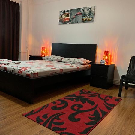 Center Apartment Galati  Bagian luar foto