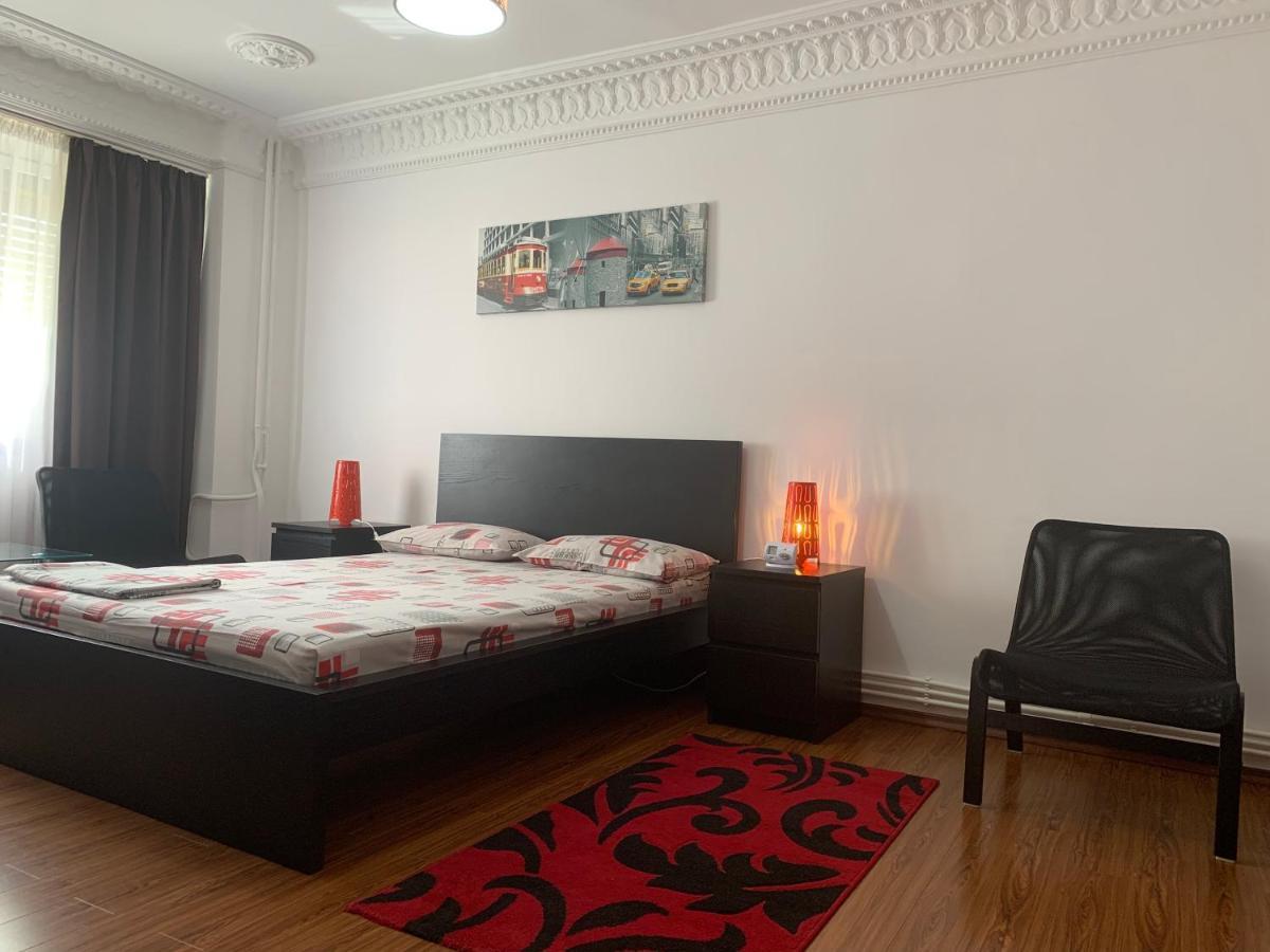 Center Apartment Galati  Bagian luar foto