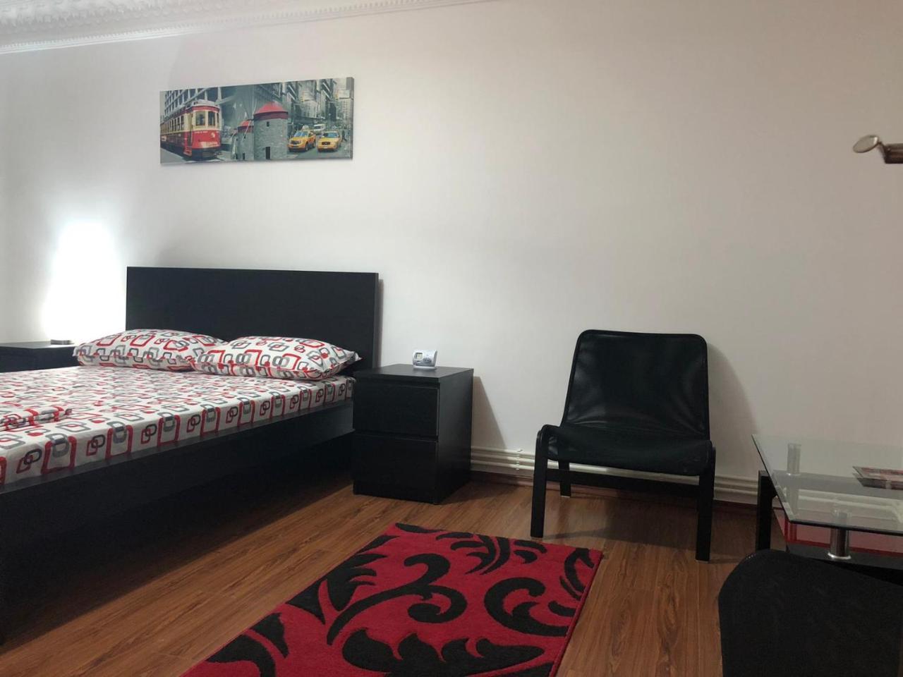 Center Apartment Galati  Bagian luar foto