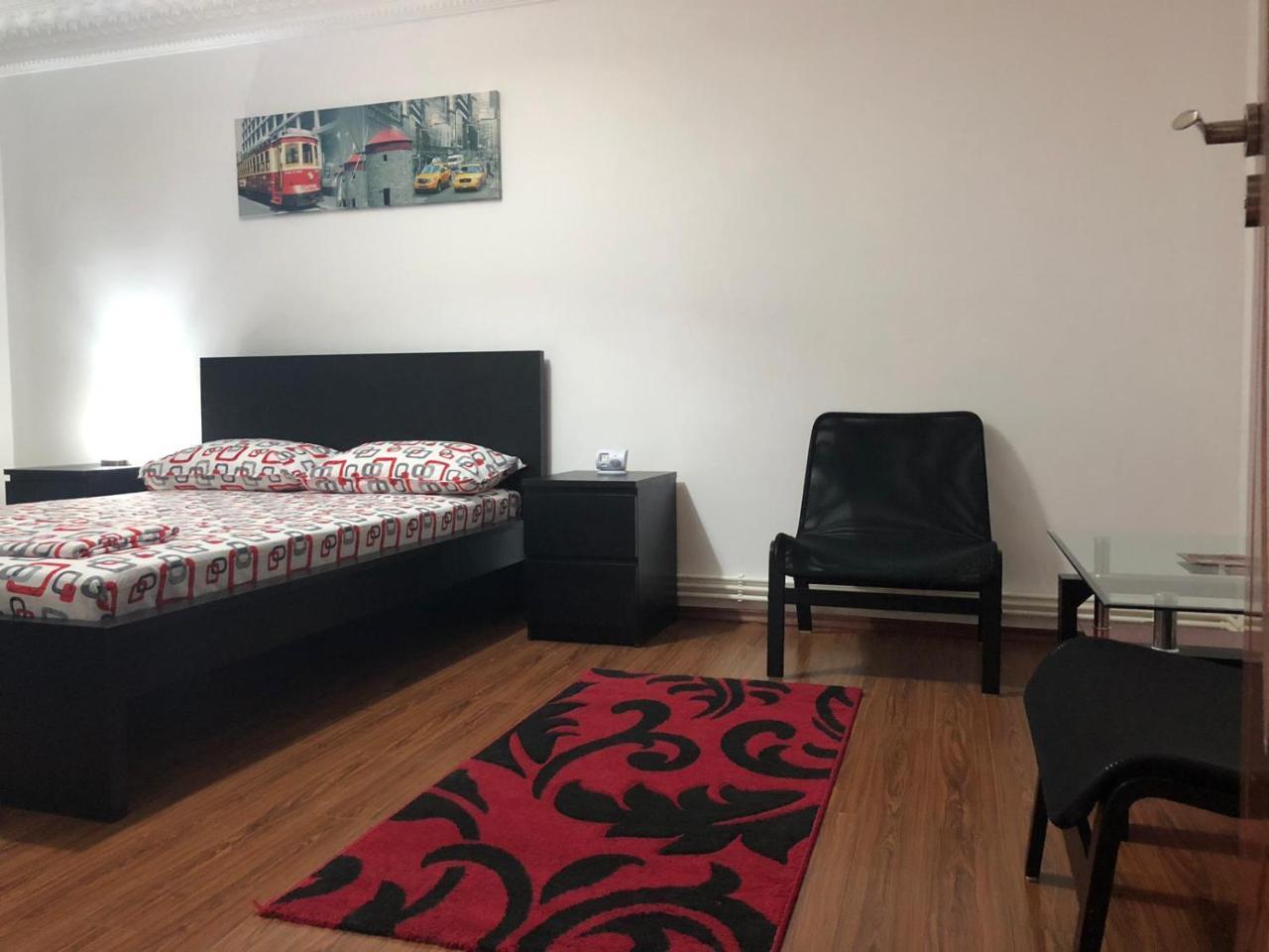 Center Apartment Galati  Bagian luar foto