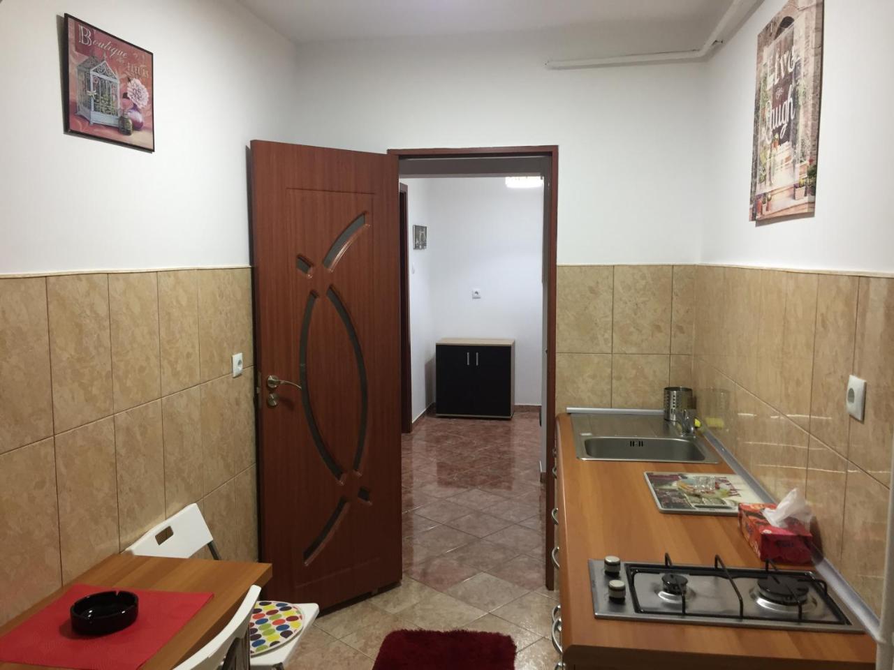 Center Apartment Galati  Bagian luar foto