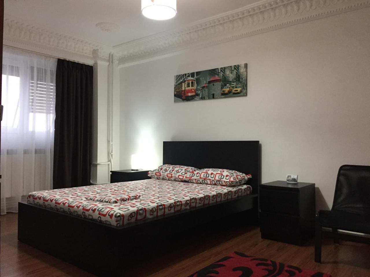 Center Apartment Galati  Bagian luar foto