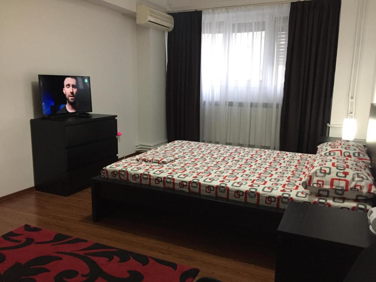 Center Apartment Galati  Bagian luar foto