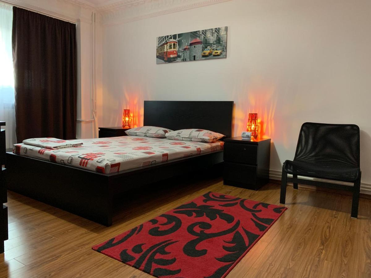 Center Apartment Galati  Bagian luar foto